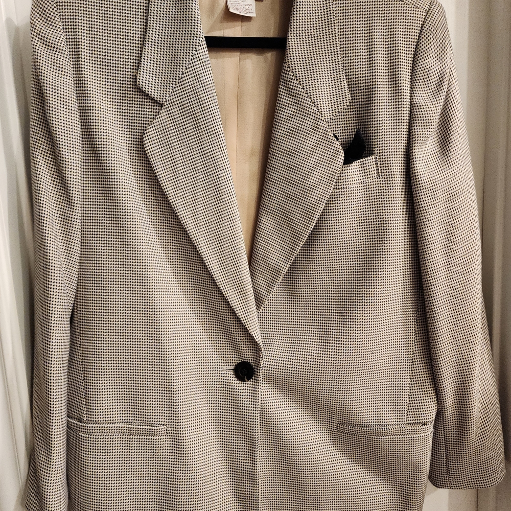 Worthington Light Cream and Black Houndstooth Blazer
